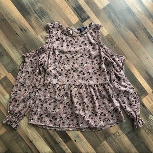 AEO Cutout Top - Floral & Almost New!